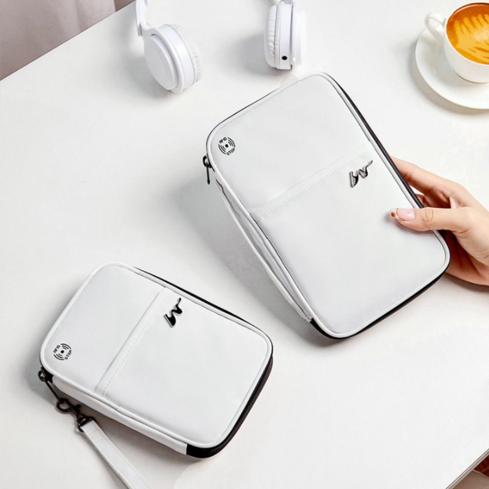 Sarung kartu poliester portabe - Travel Accessories Organizer Case ulasan dan harga