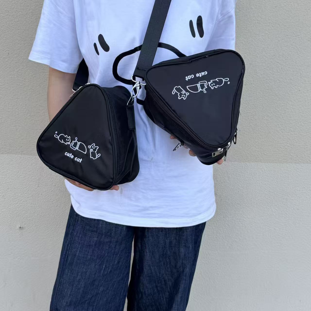 Tas Kamera Segitiga Kartun Luc - Camera Bag Travel ulasan dan harga